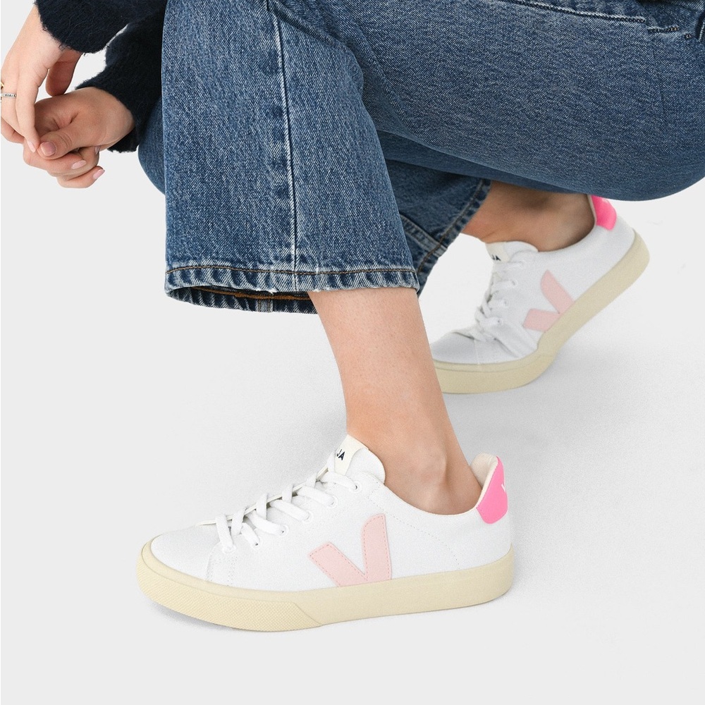 Veja campo white petale sari sneakers